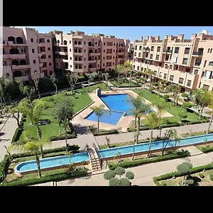 Un Moderne Chic Vue Sur Piscine , Marrakesh Morocco