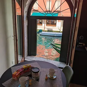 Piccola Perla Sul Canale , Venice Italy